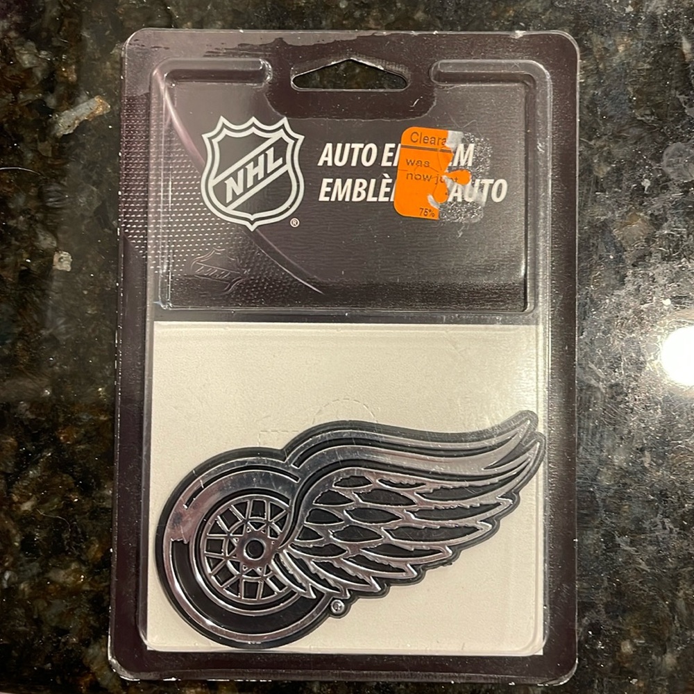 4x3 auto emblem - Detroit red wings
